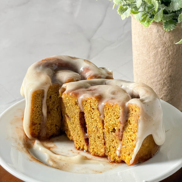 Pumpkin Cinnamon Roll | GF